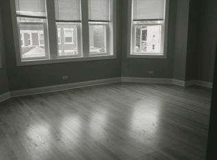 4826 W Gladys Ave #2, Chicago, IL 60644