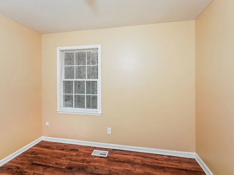 1700 Serene Dr — Photo 14