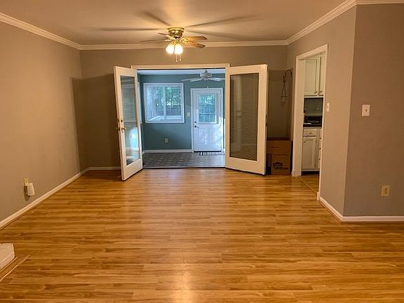 3rd image of 4915 Kellywood Cir