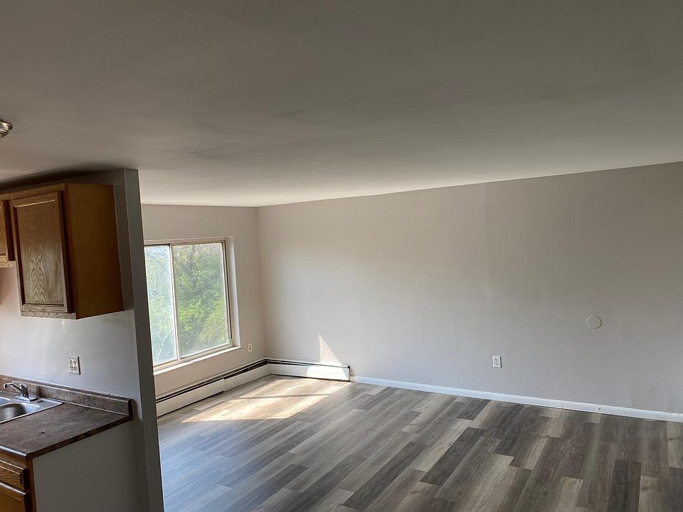 1st image of 2545 Montana Ave #5