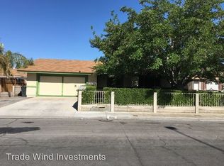 1924 Saylor Way, Las Vegas, NV 89108