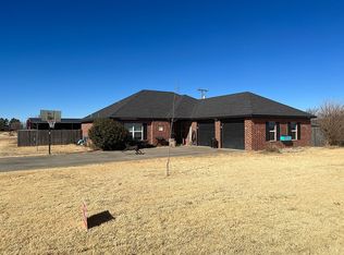 301 Cedar St, Fritch, TX 79036