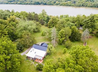 6321 Riverside Dr, Powell, OH 43065