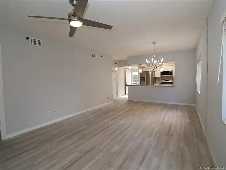 2950 SE Ocean Blvd #112101 — Photo 4