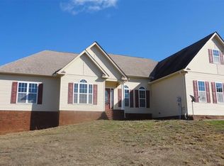 159 Lizzie Ln, Brierfield, AL 35035
