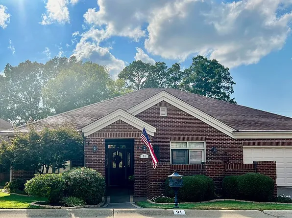 91 Hunters Green Cir, Little Rock, AR 72211