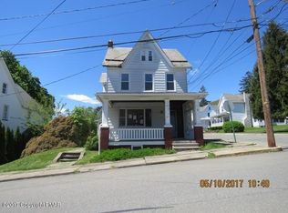 415 N Schanck Ave, Pen Argyl, PA 18072