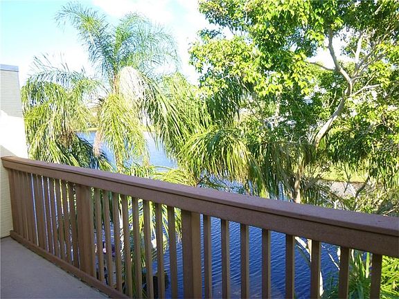 3rd image of 2652 Sabal Springs Dr APT 2