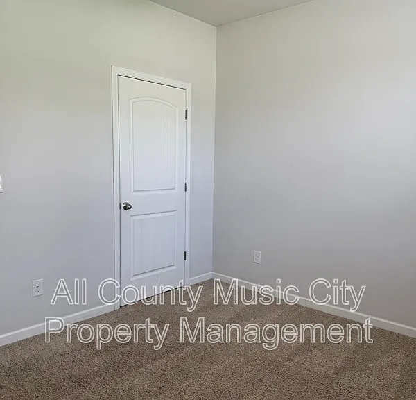 337 Tessa Grace Way — Photo 3