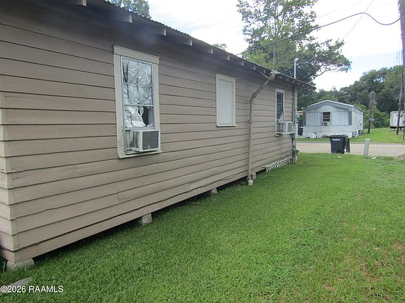 4th image of 405 Anderson St