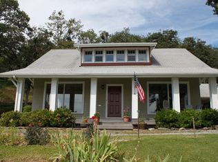 2657 Old Stage Rd, Central Pt, OR 97502