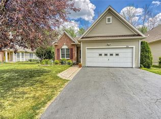 751 Bel Arbor Trl, Webster, NY 14580
