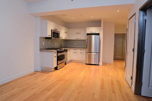 Kitchen, photo 1