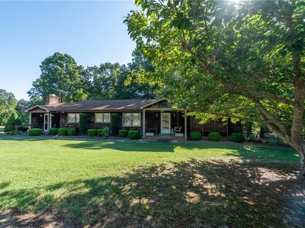 111 Brightwood Church Rd, Gibsonville, NC 27249