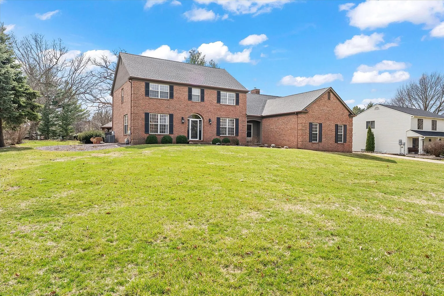 1303 Hickory Tree Ct photo 1