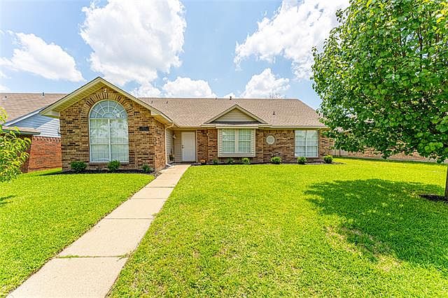 1st image of 1902 Quail Hill Cir