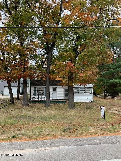 2nd image of 8586 S Spruce Ave