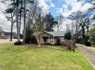 4006 Devon St SE, Huntsville, AL 35802