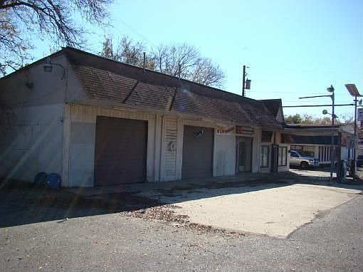 5th image of 910 Highway 67 S