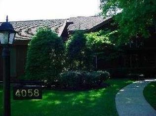 4058 Newcastle Dr APT 1, Sylvania, OH 43560
