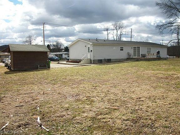 3rd image of 540 Herrick St