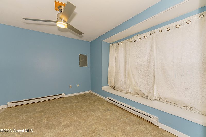 3rd image of 284 2nd Street