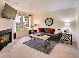 6705 204th St SW APT B203, Lynnwood, WA 98036