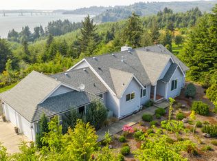 94173 Kirkendall Ln, North Bend, OR 97459