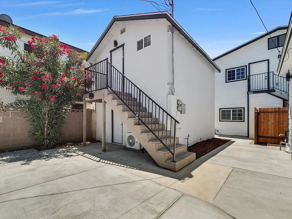 114 N Cornell Ave