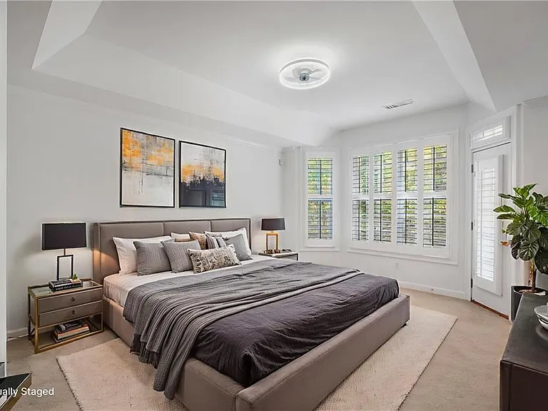 3405 Regent Pl SW — Photo 18