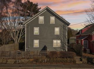 55 Green St, Marblehead, MA 01945