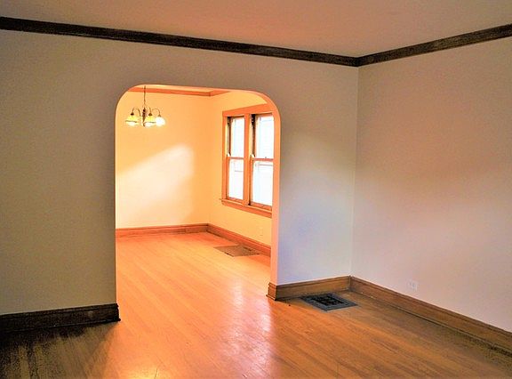 3rd image of 1615 S 58th Ave