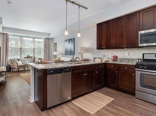 The Residences of Orland Park Crossing, Orland Park, IL 60462