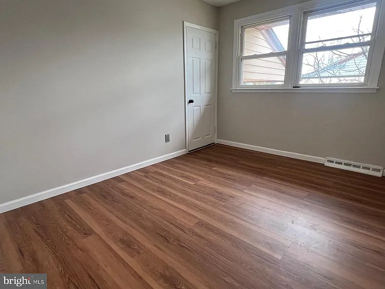 7406 Jackson Ave — Photo 8