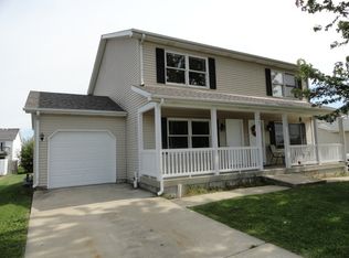 1267 Chestnut St, Dekalb, IL 60115