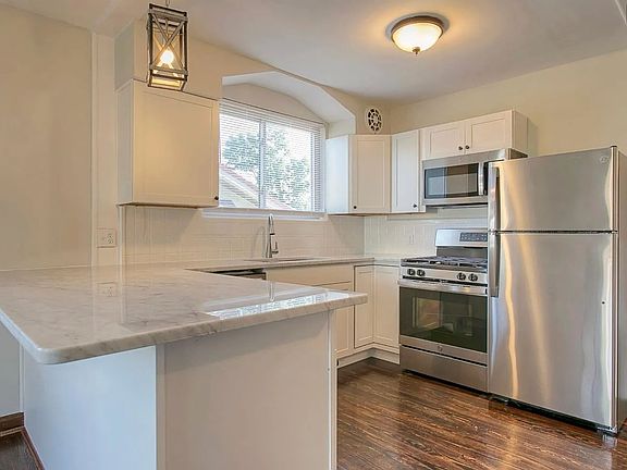 2nd image of 3548 Vista Ave #2