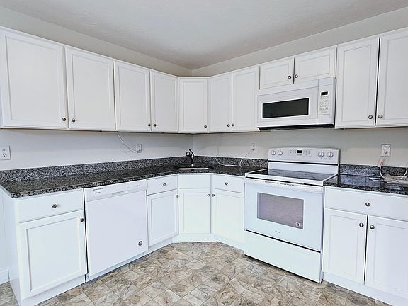2nd image of 130 Spring St Unit 202