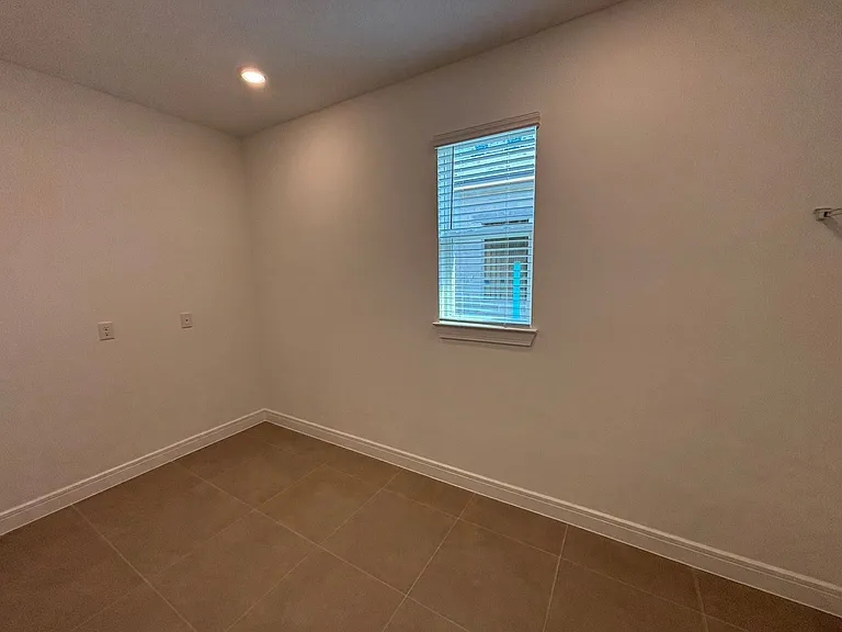 6360 SW 82nd Ter — Photo 42