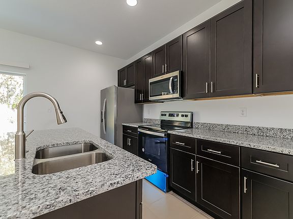 5th image of 152 Conch Dr