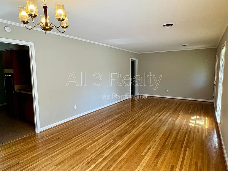 3253 Windwood Dr — Photo 9