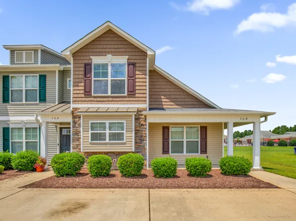 160 Collinwood Dr, Raeford, NC 28376