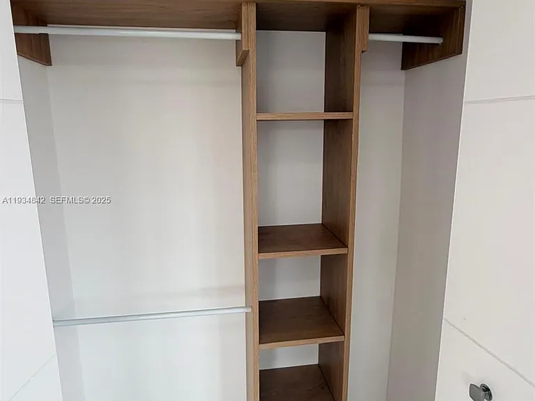 2436 SW 7th St #3 — Photo 12