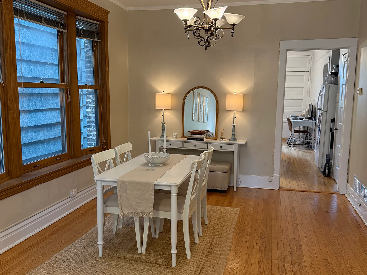 2 bed, 1200 sqft, $3,700 — Photo 3
