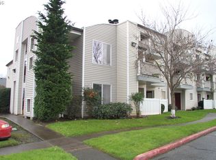 6048 SE Drake St APT 111, Hillsboro, OR 97123