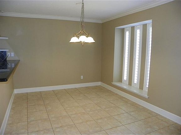 4th image of 1719 Saddlecreek Dr