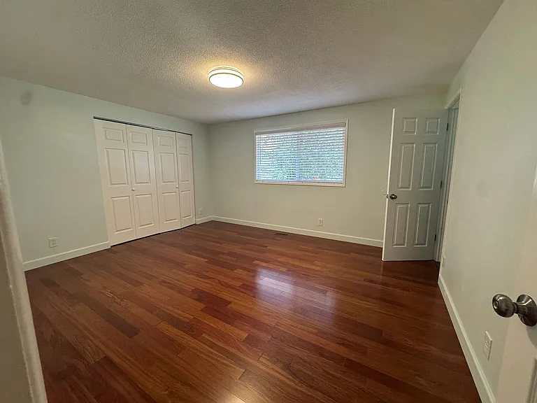 15928 N Umpqua Hwy — Photo 23