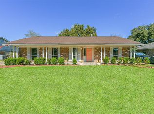 211 Viceroy Dr, Houston, TX 77034
