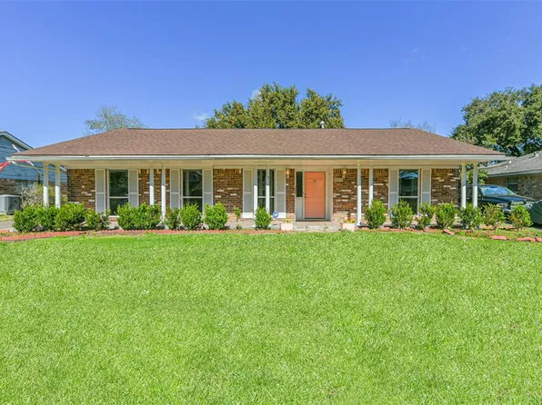 211 Viceroy Drive, Houston, TX 77034
