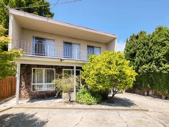 1717 Blake St APT D, Berkeley, CA 94703