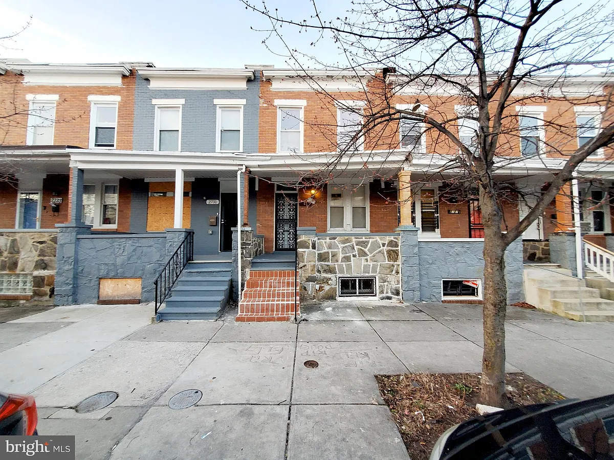 Building Photo - 2729 Ashland Ave